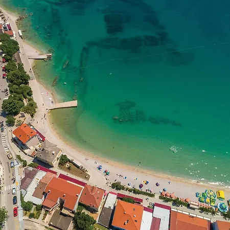 Gorgeous In باشْكا